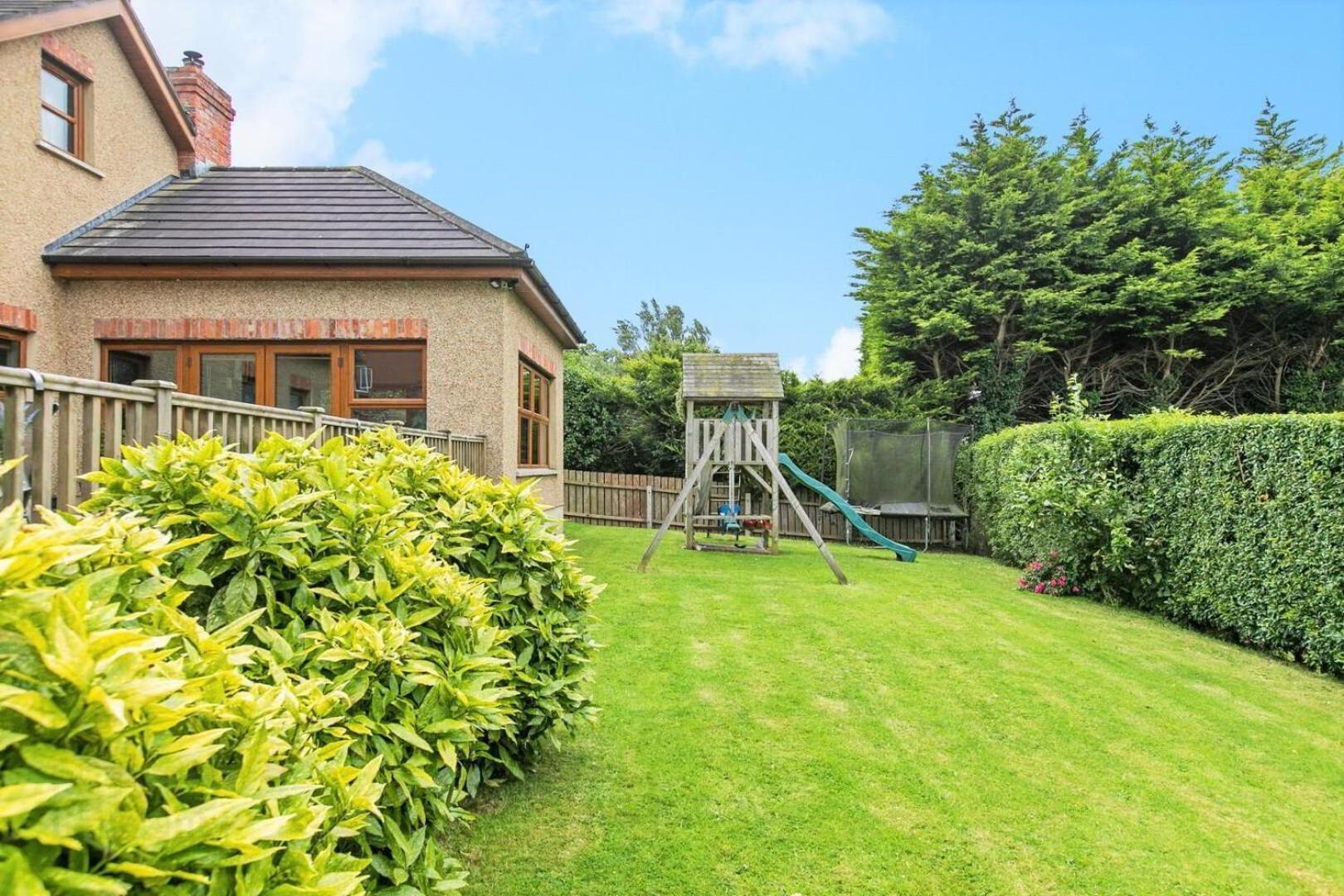 Dunhill Cottage B&B ฮิลล์สโบโร ภายนอก รูปภาพ