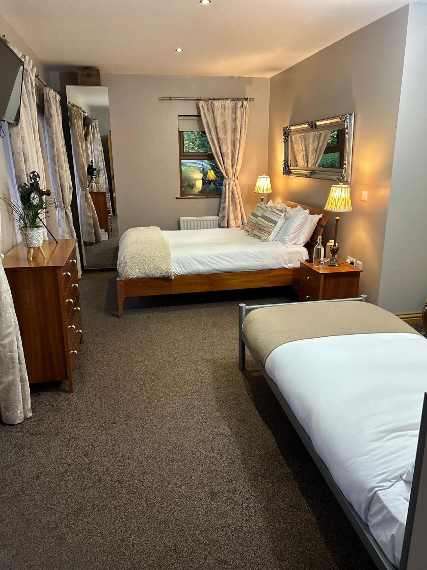 Dunhill Cottage B&B ฮิลล์สโบโร ห้อง รูปภาพ